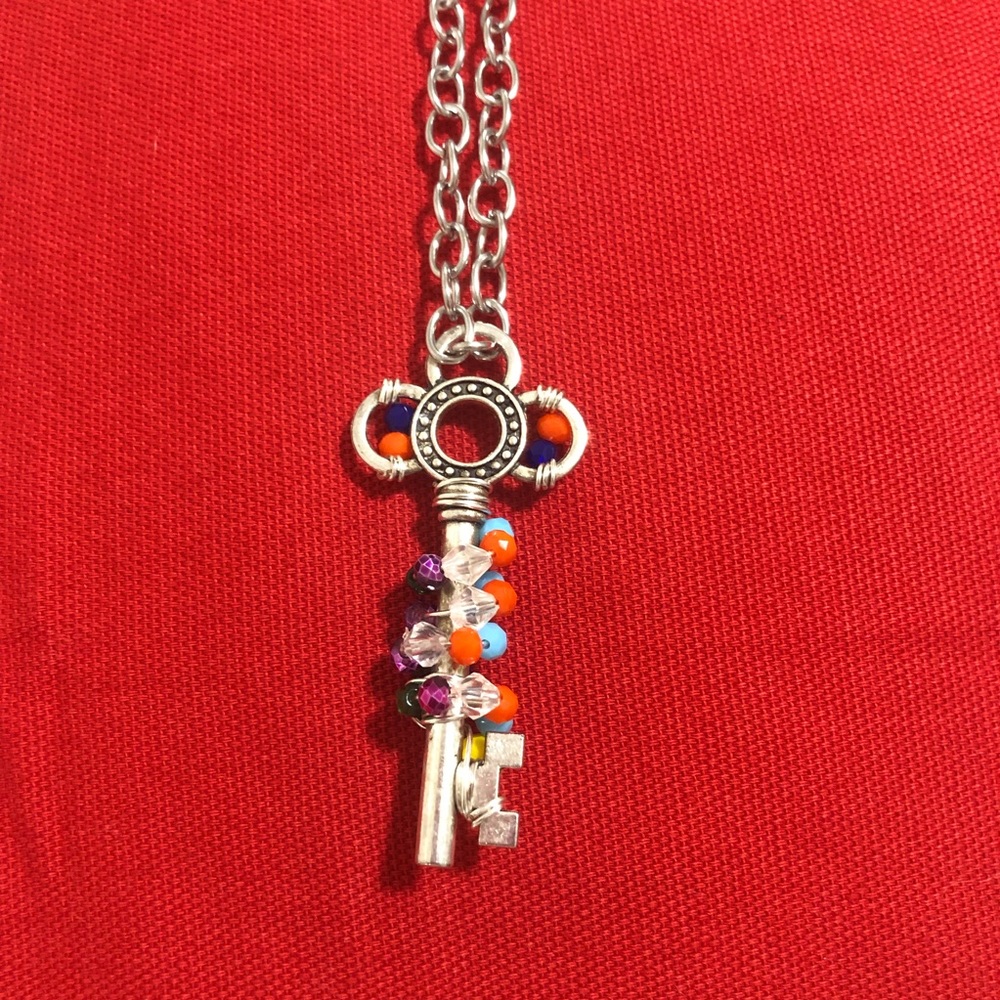 KEY NECKLACE.